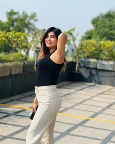 Call Girls Dugadda Cash On Delivery